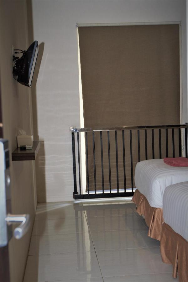 Nutana Hotel Mataram Extérieur photo
