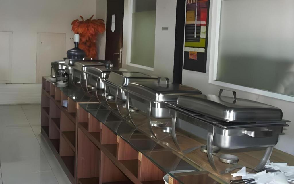 Nutana Hotel Mataram Extérieur photo